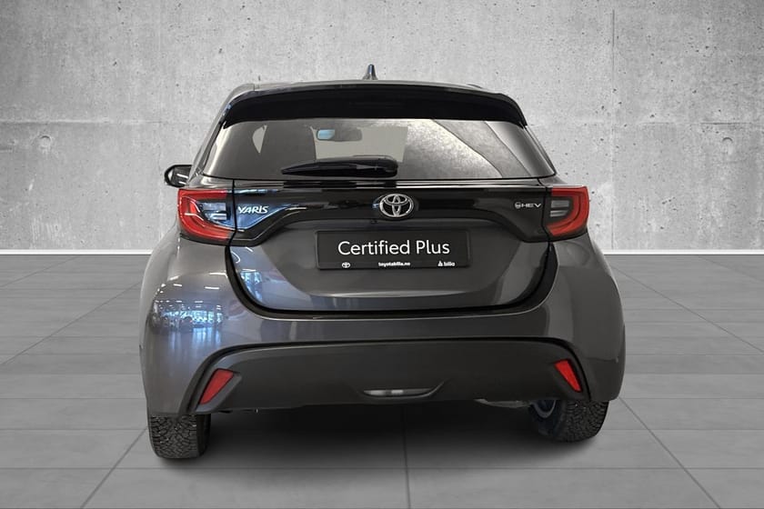 Bilde 4 av Toyota Yaris Hybrid 115 /NY service/Navi/Active Tech