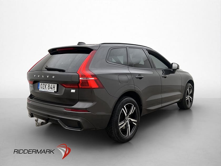 Bild 4 av Volvo XC60 Recharge T6 AWD R-Design Pano Värmare Drag Kamera