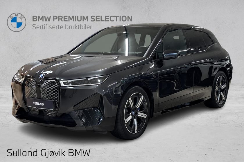 Bilde 1 av BMW iX xDrive40 Signature-package | Sportspakke | Velholdt