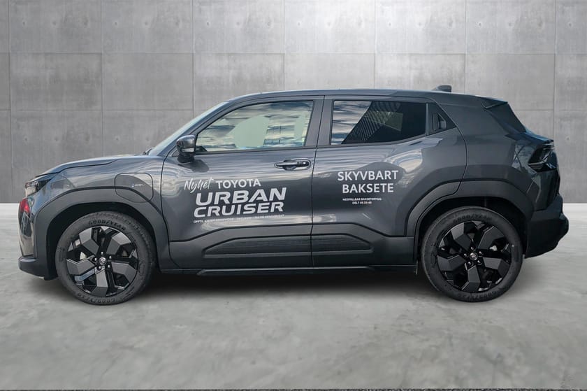 Bilde 2 av Toyota Urban Cruiser SUV 61 kWh AWD - Executive
