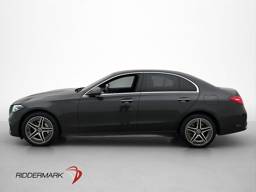 Bild 4 av Mercedes-Benz C 300 e 4MATIC C300 313hk AMG 360° Drag Navi MOMS