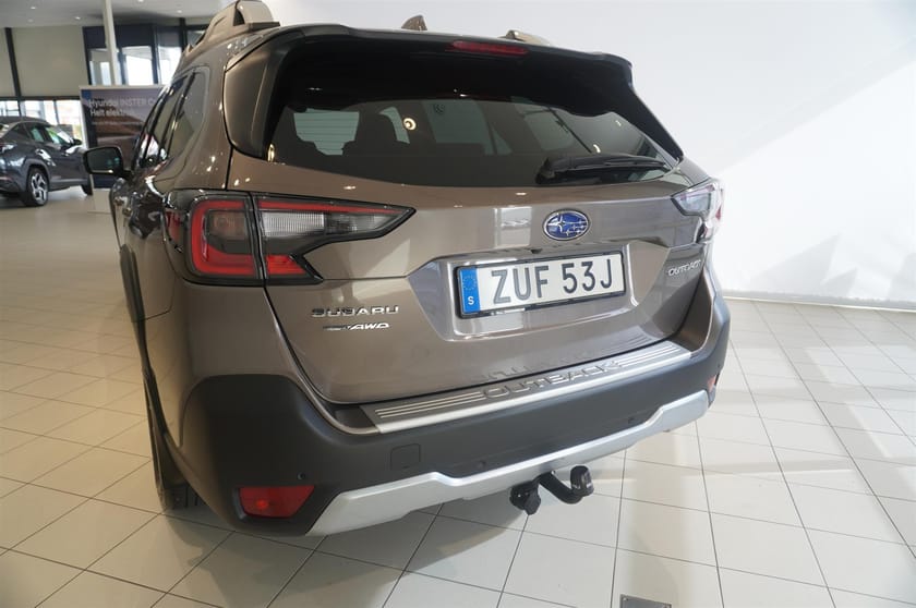 Bild 5 av Subaru Outback AWD Drag Taklucka Backkamera Navi