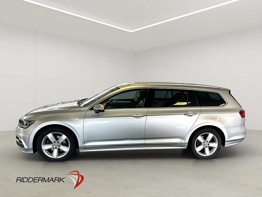 Bild 2 av Volkswagen Passat Sportscombi 2.0 TDI 4M R Line CarPlay Kamera Värmare