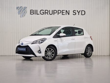Toyota Yaris Hybrid e-CVT Active|B-kamera|Nybesiktigad|