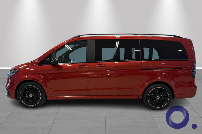 Bilde 2 av Mercedes-Benz V 300d 4MATIC 3.1t varebil 2-seter | Masse utstyr!