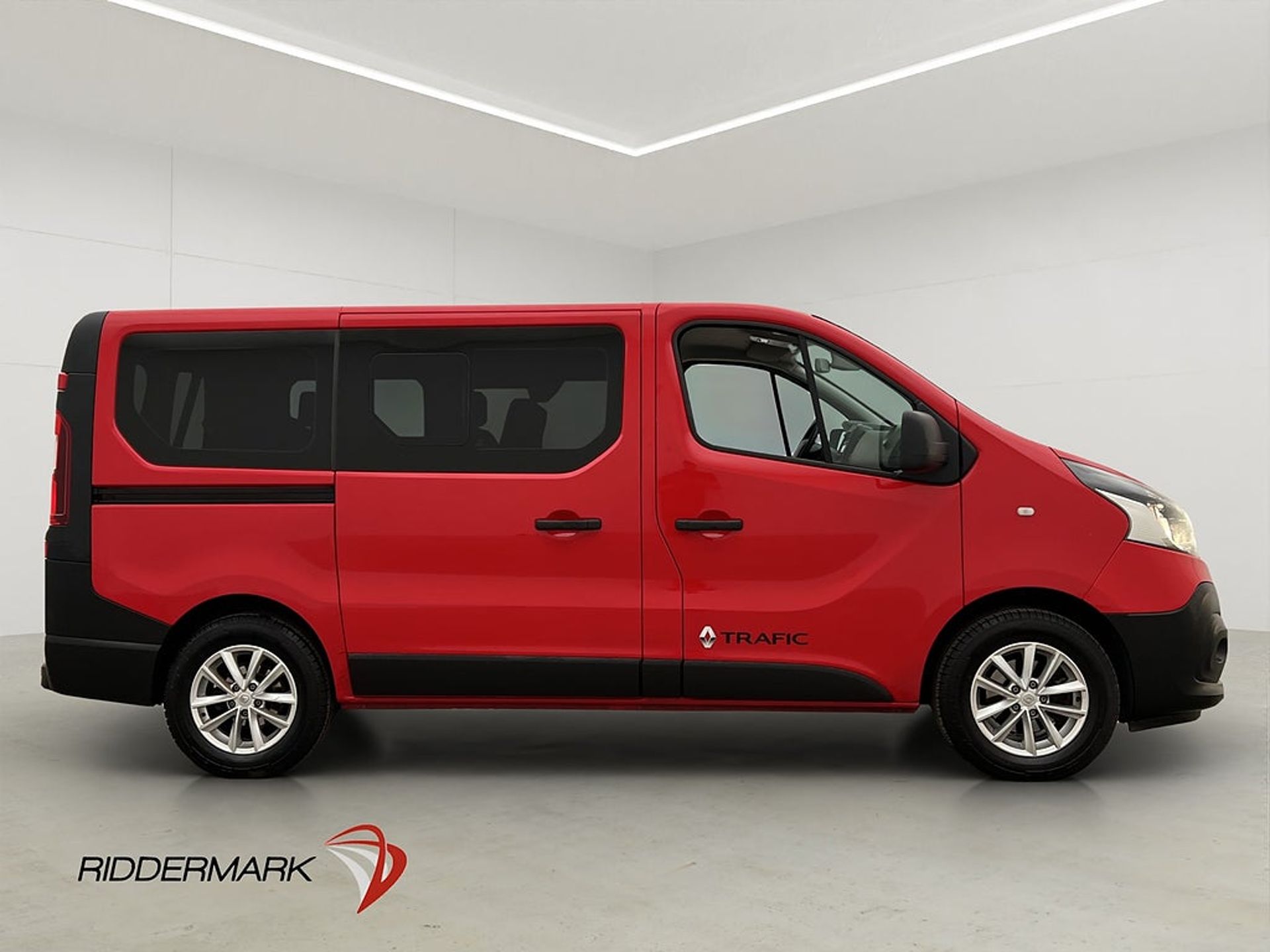 Renault Trafic 2016, bild 2/10