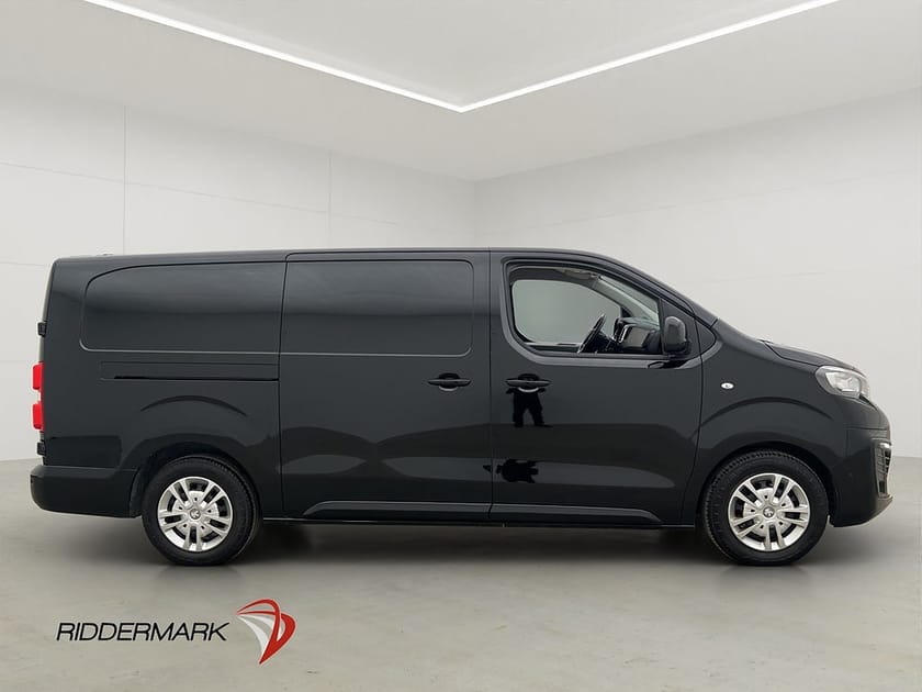 Bild 2 av Peugeot e-Expert L3 136hk B-Kamera 3-Sits Farthållare MOMS