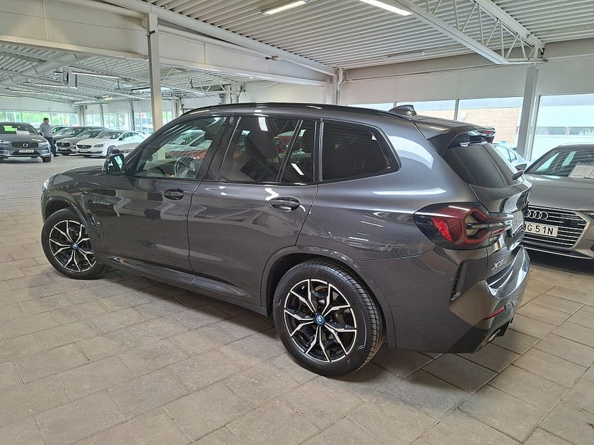 Bild 3 av BMW X3 xDrive30e Steptronic M Sport Navi|360 kamera