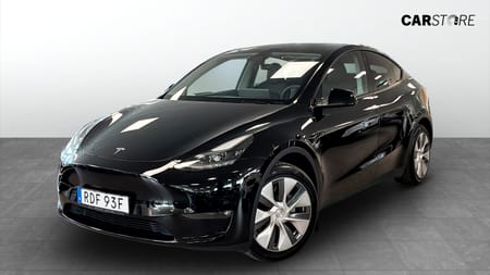 Tesla Model Y Long Range AWD DRAG KAMERA PANO NAVI MOMS