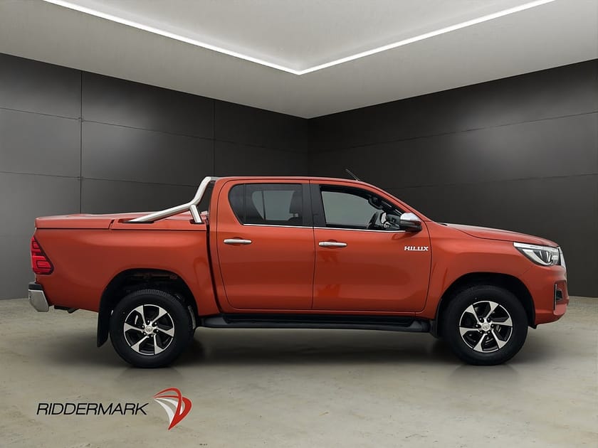 Bild 2 av Toyota Hilux Dubbelhytt Ultimate 2.4 AWD Drag Skinn Diff Moms 1-ÄGARE