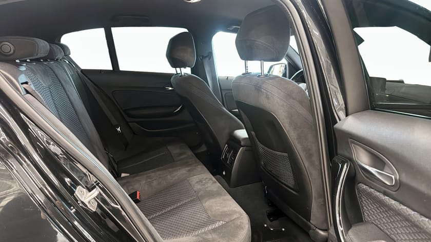 Bild 5 av BMW 118i 5-dörrars (136hk) M-SPORT / BLUETOOTH
