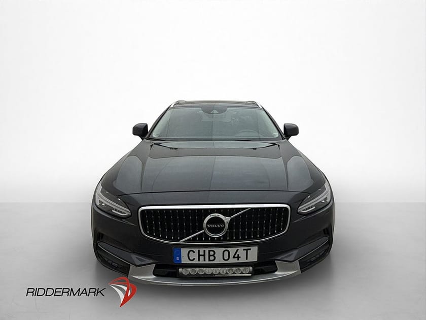 Bild 2 av Volvo V90 Cross Country D4 AWD Pro Pano VOC Kamera Navi Drag