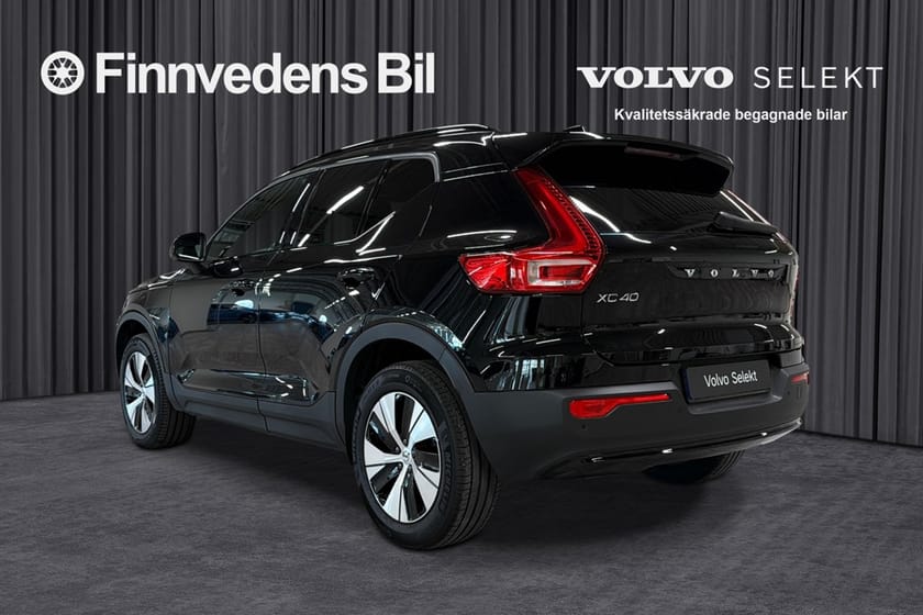 Bild 3 av Volvo XC40 B3 FWD Bensin Plus Dark