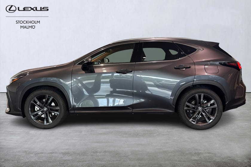 Bild 2 av Lexus NX 450h+ Executive Teknikpaket AWD 309hk Drag P-Värm 360° HUD Keyless Navi