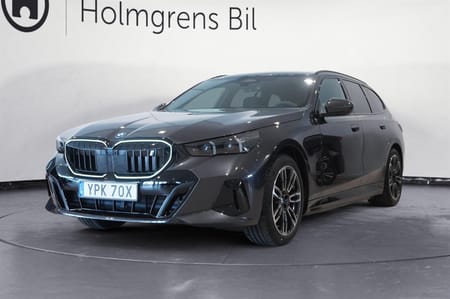 BMW i5 xDrive40 Touring M-Sport Pro Business DAP Drag HUD hk