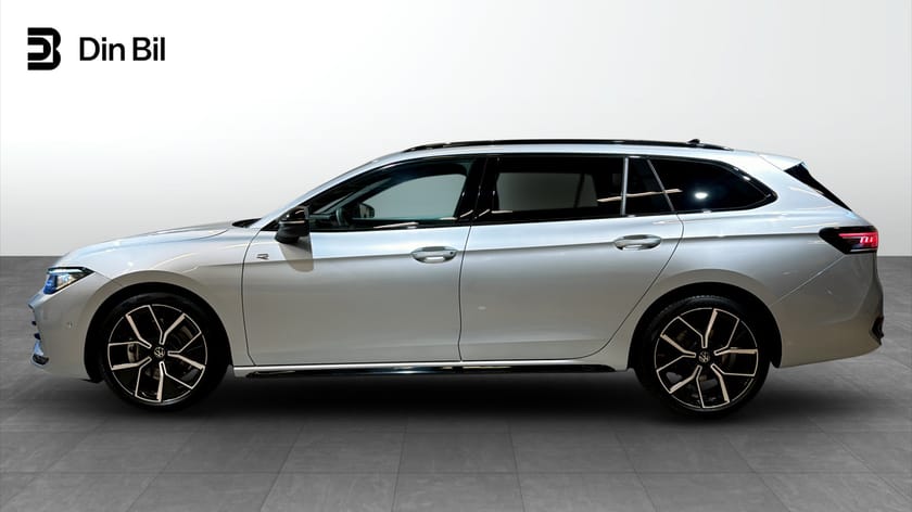 Bild 2 av Volkswagen Passat Sportscombi TDI193 DSG 4M R-Line Black Style