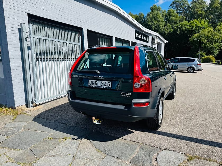 Bild 3 av Volvo XC90 2.5T 210HK AWD AUTOMAT / 7-SITSIG / DRAG