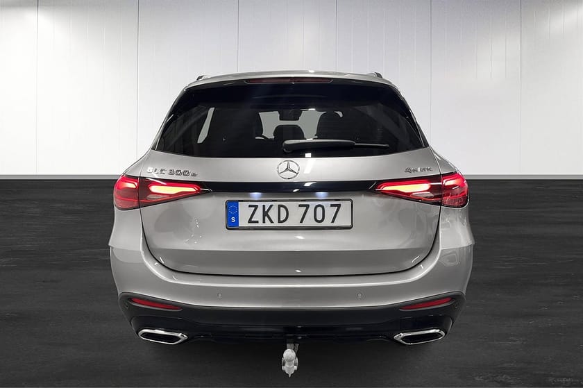 Bild 5 av Mercedes-Benz GLC 300 e 4MATIC AMG Night Panorama