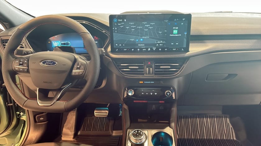 Bild 4 av Ford Kuga Plug-In Hybrid ST-LINE X 2.5 PLUGIN, 360, EGR SÄTEN, BLACK EDITION