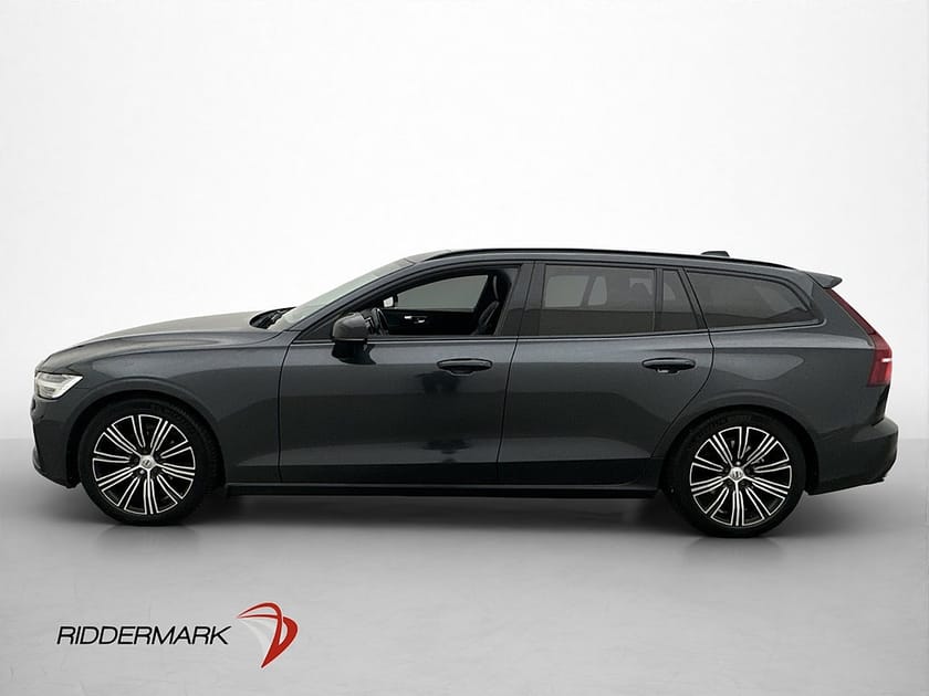 Bild 4 av Volvo V60 D4 AWD R-Design Panorama 360° HuD H/K Drag Läder
