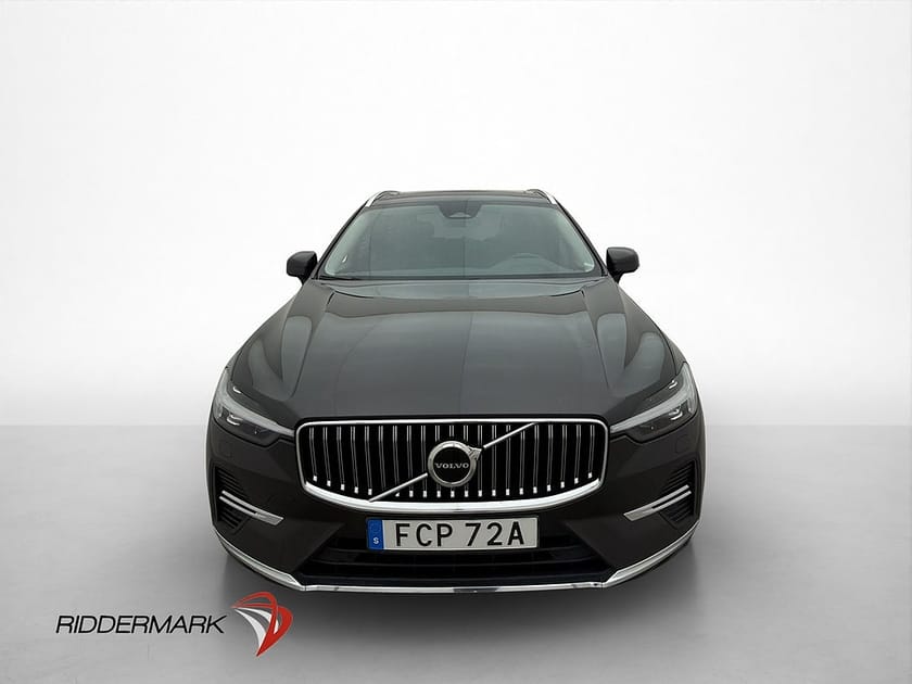 Bild 2 av Volvo XC60 Recharge T6 AWD 250hk Core Edition Pano Kamera