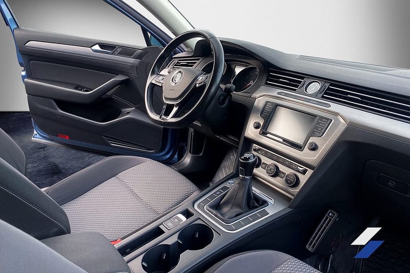 Bild 5 av Volkswagen Passat 1.6TDI Dieselvärmare SoV-däck MoK-värmare