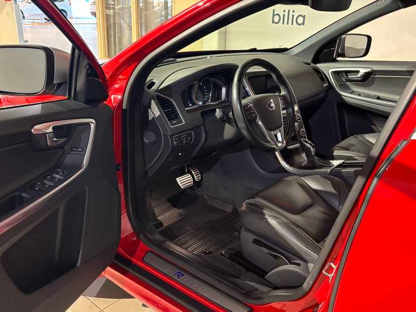 Bild 5 av Volvo XC60 T5 Classic R-Design | Dragkrok |