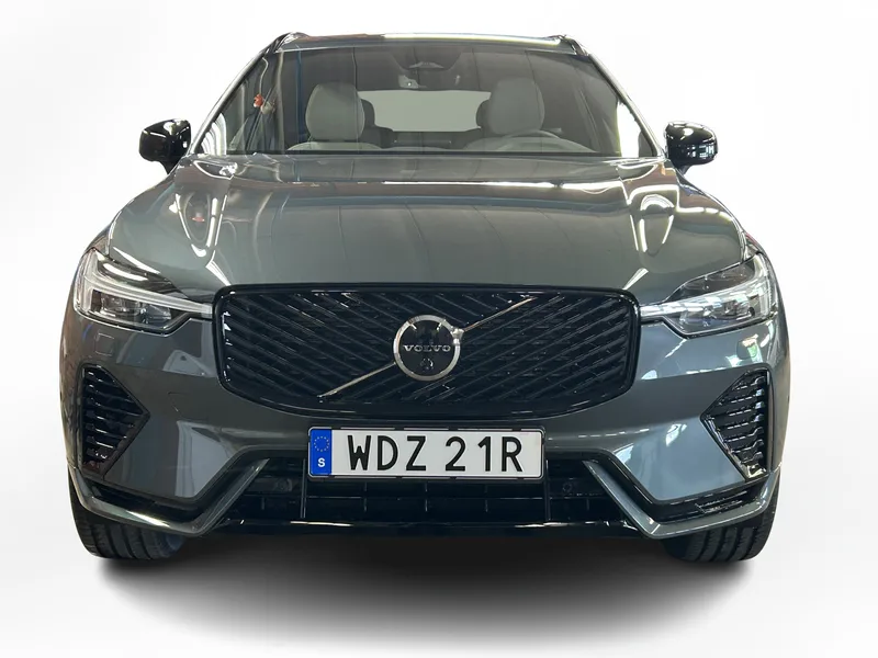 Bild 2 av 13 – Volvo XC60 T6 Plus Dark Nordic Edition Plus Nordic Edition