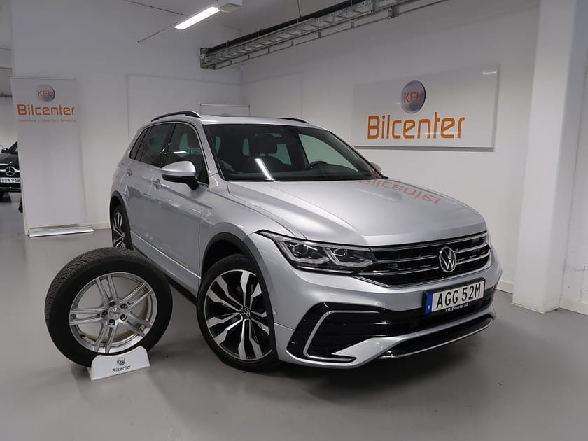Bild 1 av Volkswagen Tiguan eHybrid 1.4 TSI R-Line V-Däck ingår Cockpit-Pano-Drag-K