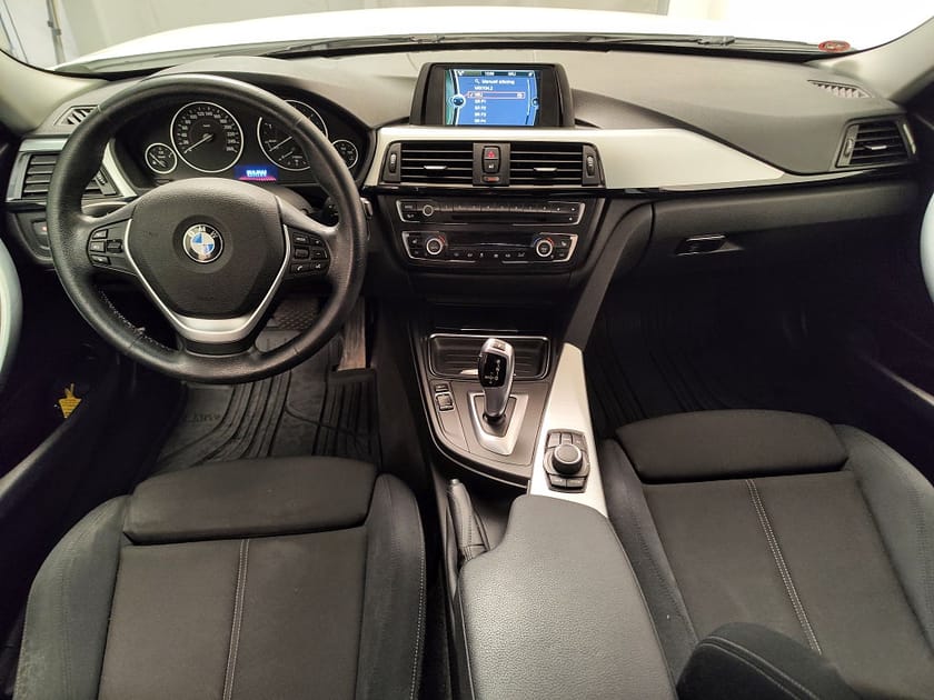 Bild 4 av BMW 320d Sedan