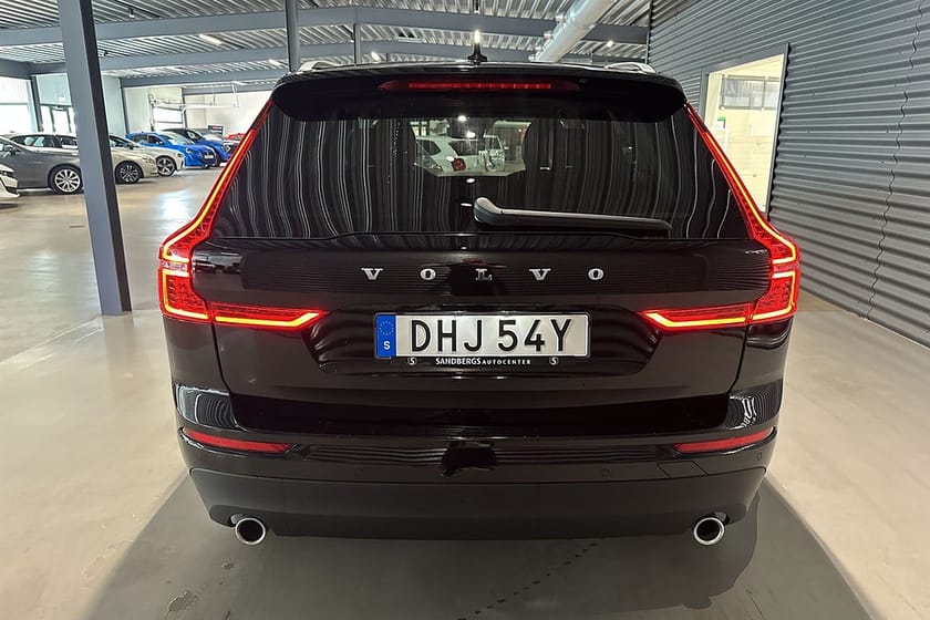 Bild 5 av Volvo XC60 B4 Momentum Advanced SE Backkamera Värmare H/K Navi Eu6