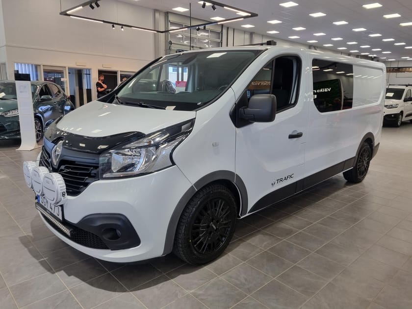 Bild 1 av Renault Trafic Skåpbil Dubbelhytt SN 6-personers Drag Värmare