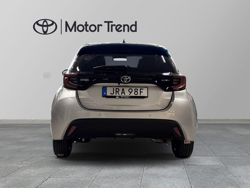 Bild 4 av Toyota Yaris Hybrid 115 ActivePlus Säkerhetspaket Vinterhjul