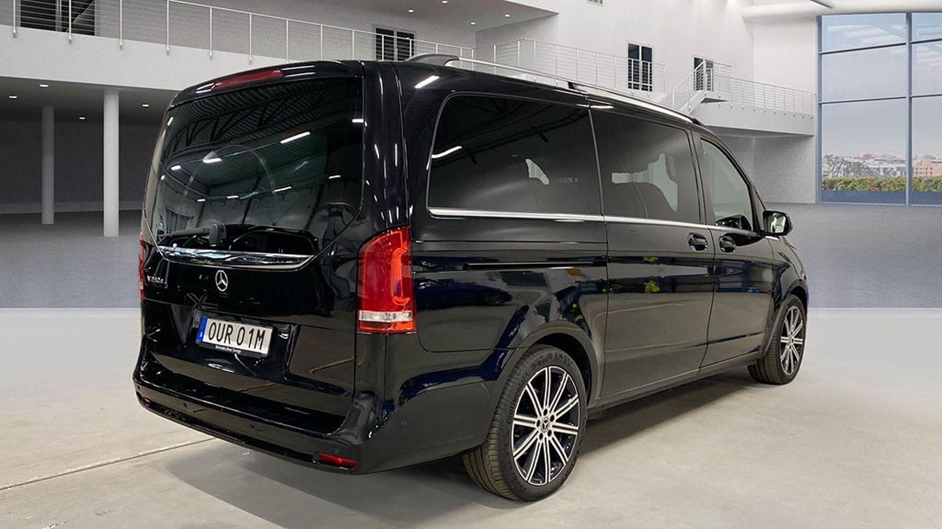 Mercedes-Benz V 2024, bild 4/10