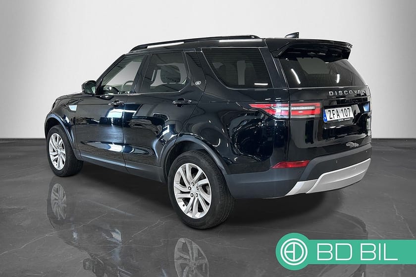 Bild 2 av Land Rover Discovery 3.0 TDV6 4WD PANO 7-SITS MERIDIAN DRAG VÄRMARE SKINN