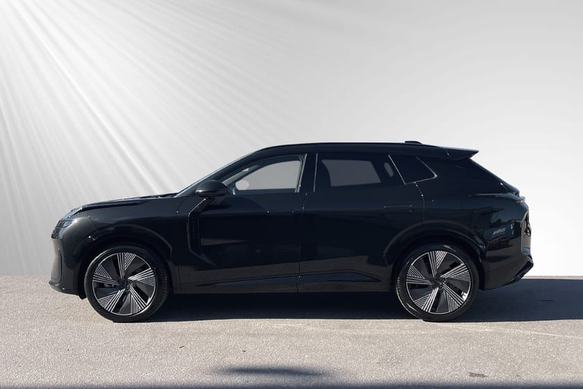 Bild 3 av Lynk & Co 08 PHEV