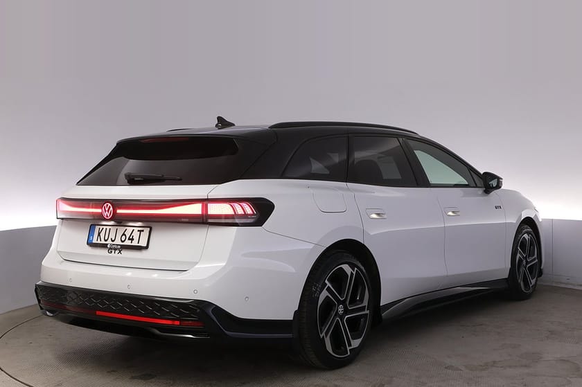 Bild 5 av Volkswagen ID.7 GTX Tourer Plus Drag Elstol HUD HK 360 Vhjul