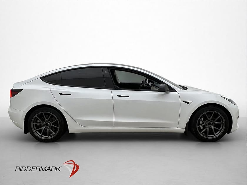 Bild 5 av Tesla Model 3 Standard Range Plus 325hk Pano Drag Kamera AP Skinn