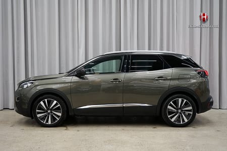 Peugeot 3008 GT HYBRID4 300hk Drag 360 Focal Massage Läder MOMS