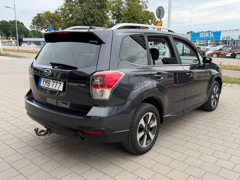 Bild 4 av Subaru Forester 2.0 4WD Lineartronic 150 hk