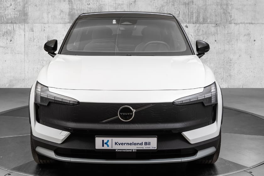 Bilde 4 av Volvo EX30 Cross Country Twin Motor Performance Perf - Ultra Hengerfeste/360/H&K