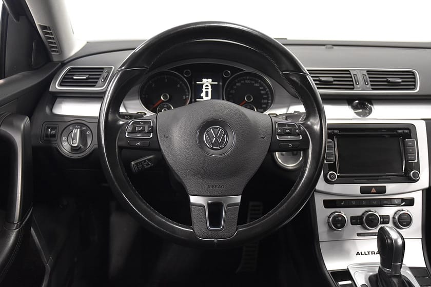Bild 2 av Volkswagen Passat Alltrack 2.0 4Motion Aut  M-Värm Drag B-kam Skinn 177hk