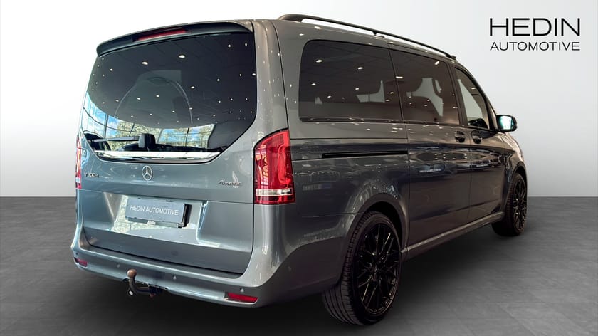 Bild 2 av Mercedes-Benz V 300d 4MATIC 3.2t 237hp AMG Exclusive