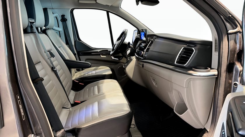 Bild 3 av Ford Tourneo Custom 320 2.0 EcoBlue SelectShift, 185hk, 2022