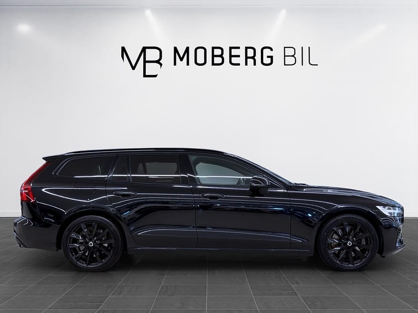 Bild 4 av Volvo V60 Recharge T6 340hk R-Design HUD 360 H/K B-Kamera