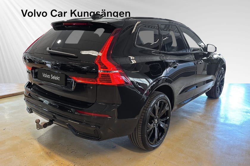 Bild 5 av Volvo XC60 T6 Ultra Black Edition 21" HUD Pano Luftfjädring Drag Selekt