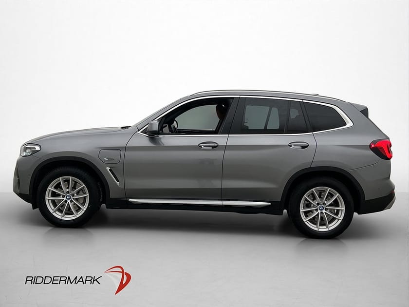 Bild 4 av BMW X3 xDrive30e Drag Kamera CarPlay Skinn Cockpit P-sens
