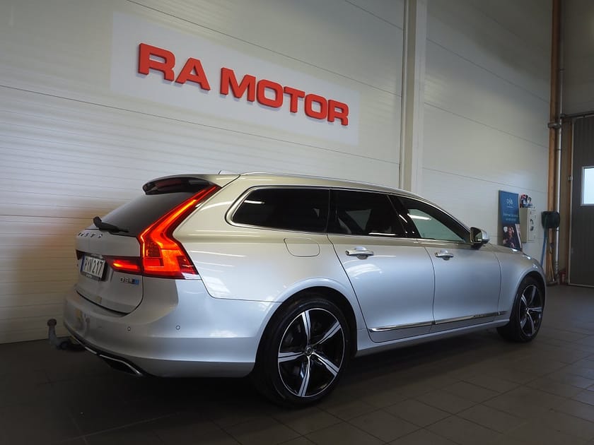 Bild 5 av Volvo V90 D5 Polestar Optimisation AWD Inscription B&W Se Spec!