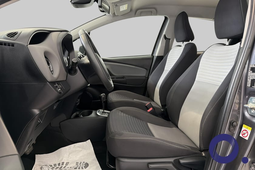 Bilde 5 av Toyota Yaris Hybrid / LAV KM / RYGGEKAMERA / DAB