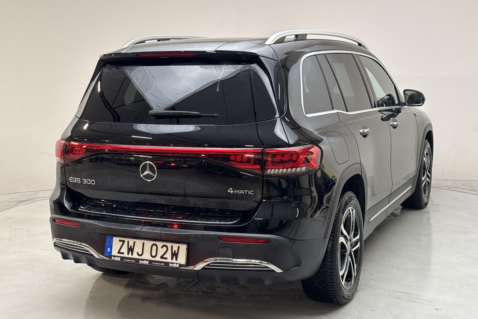 Mercedes-Benz EQB 300 4MATIC 2022, bild 3/10